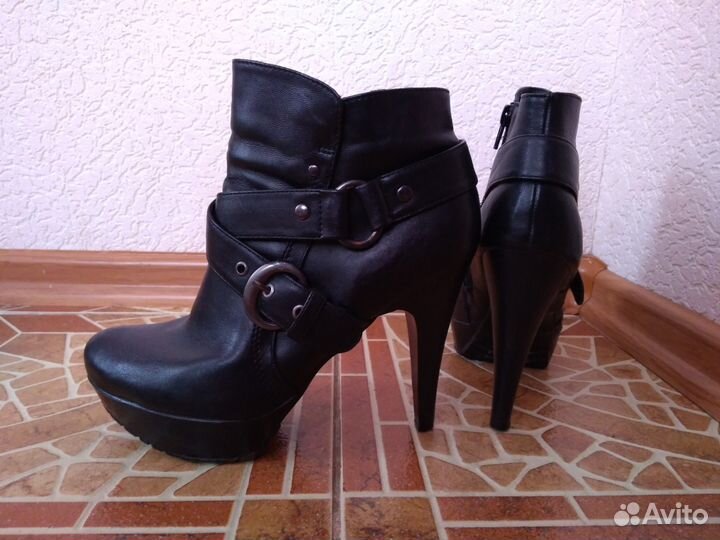 Осенние полусапожки