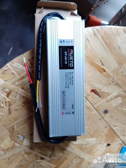 Личинки, замки, доводчики, ручки