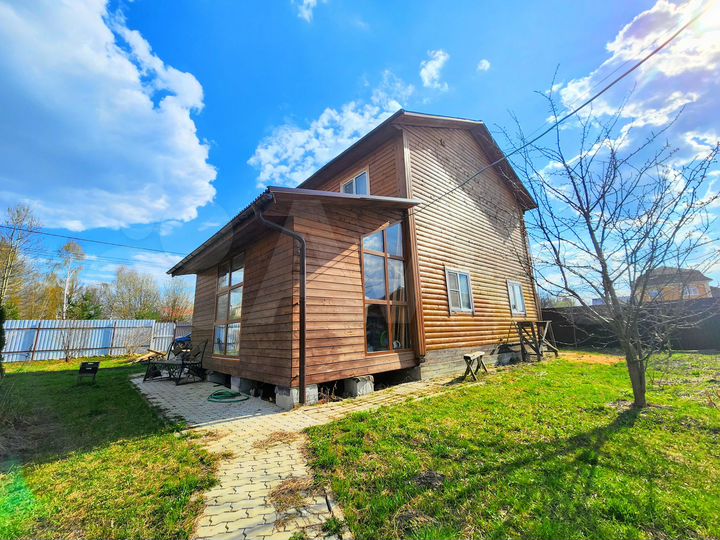 Дом 157 м² на участке 9 сот.