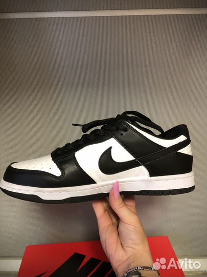 Nike Dunk Low retro white black Panda 42