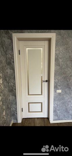 Парящая дверь