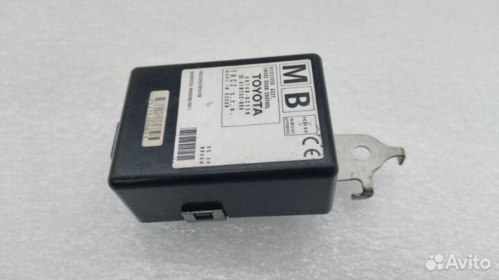 Блок электронный Toyota Corolla E180