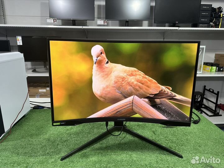 Монитор Samsung Odyssey G7 27