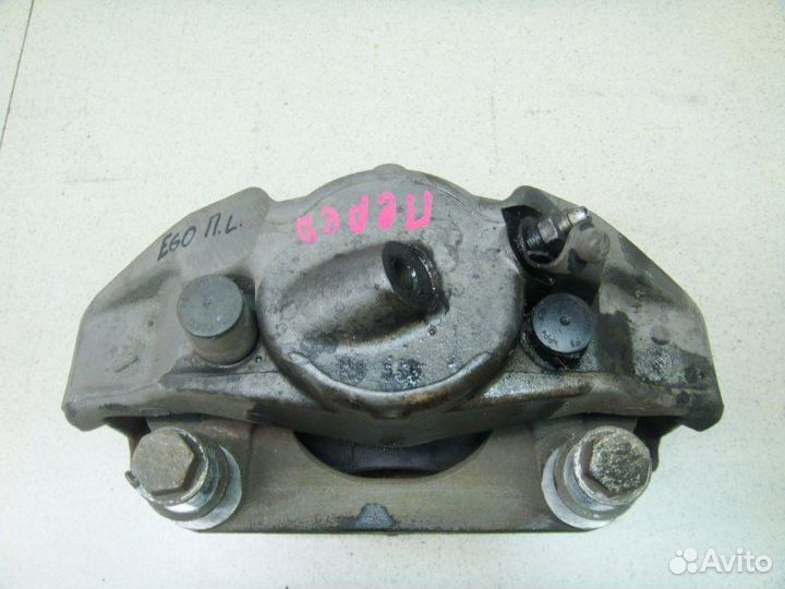 Суппорт тормозной передний левый Bmw 5 E60 M57N2