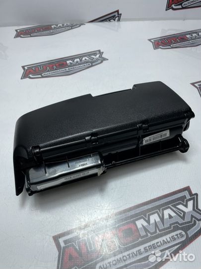 Бардачок под сиденье правый Mercedes E W212 2014