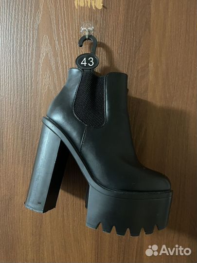 Ботильоны на большой платформе