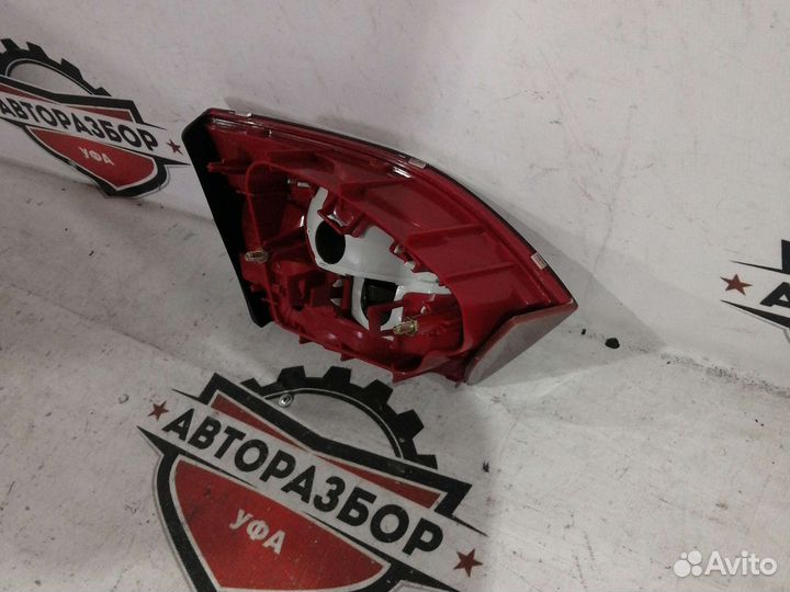 Фонарь внутренний правый Volkswagen Jetta 6 11-14