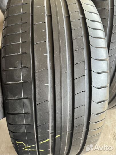 Pirelli P Zero PZ4 265/35 R22 102V