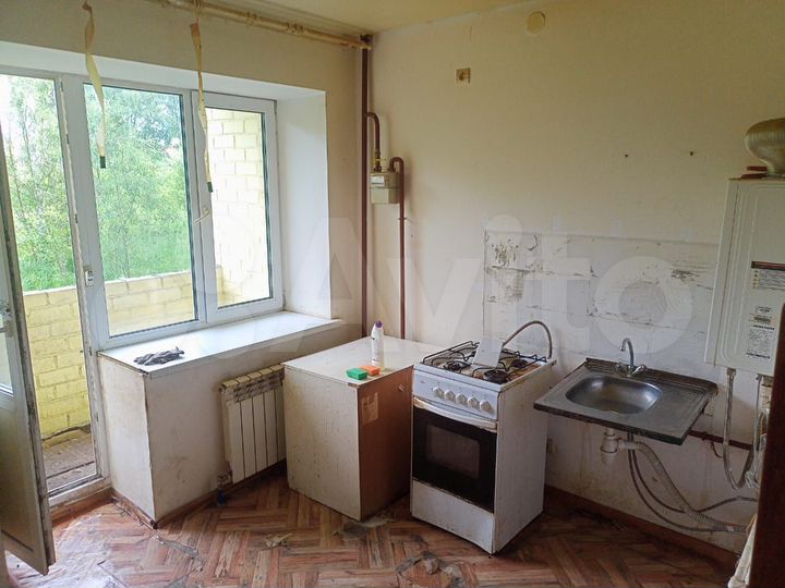 3-к. квартира, 70 м², 1/3 эт.