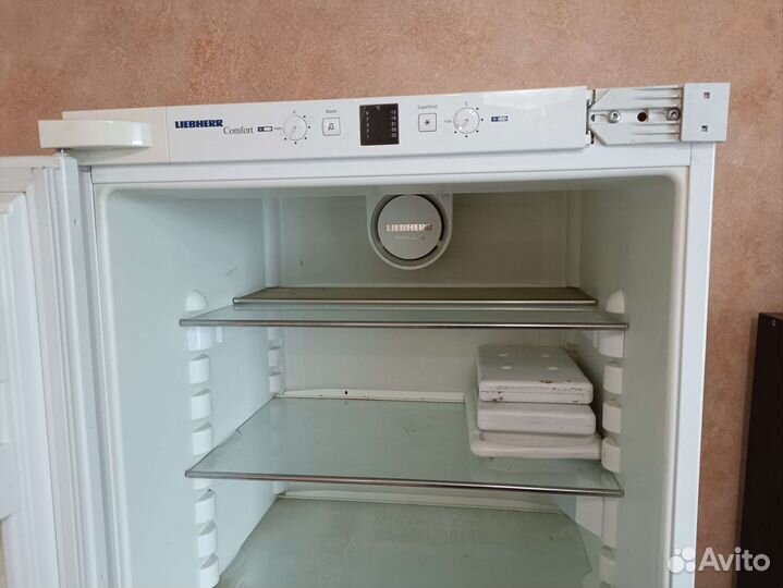 Холодильник Liebherr comfort встраиваемый