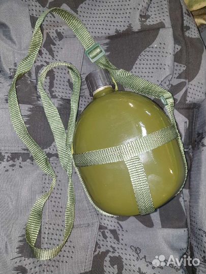 Фляжка армейская новая