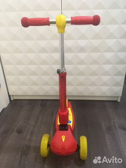 Самокат детский трехколесный kreiss