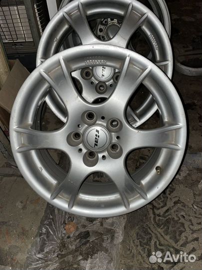 Диски Volkswagen Passat B6 6.5x16