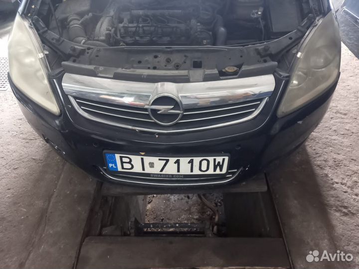 Разбор б/у запчасти опель зафира 1,9 механика 2009