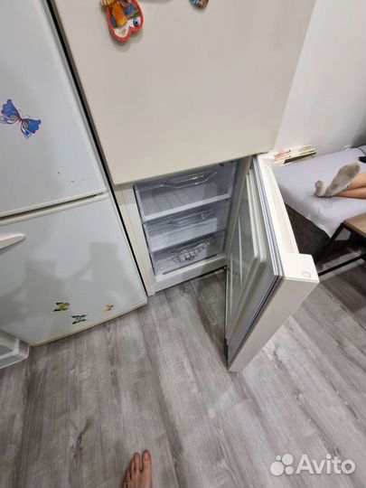 Холодильник