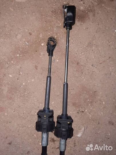 Трос кулисы МКПП Peugeot 107 2008 335300H010