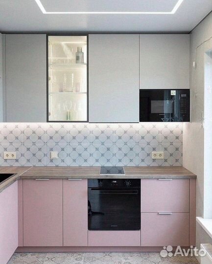 Кухонный гарнитур угловой