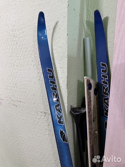 Лыжные ботинки и лыжи 37 размер новые