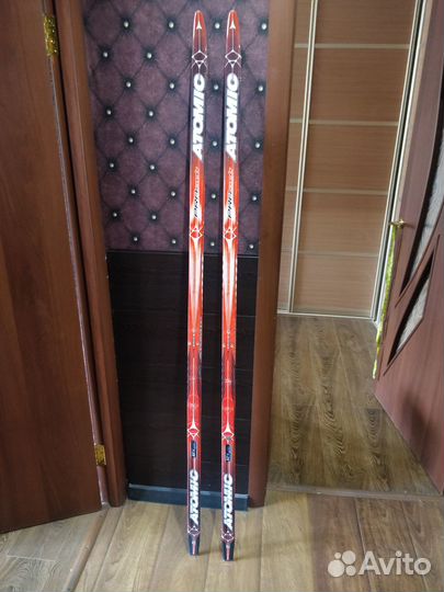 Беговые лыжи atomic Pro Combi