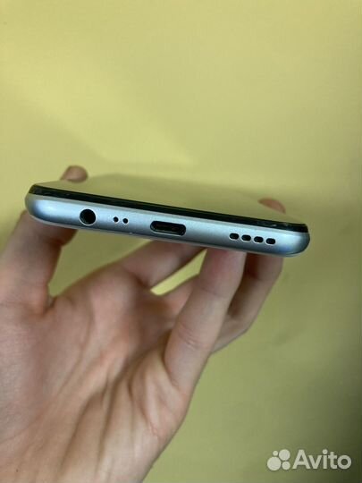 realme 6i, 4/128 ГБ