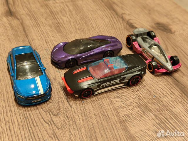 Машинки hot wheels