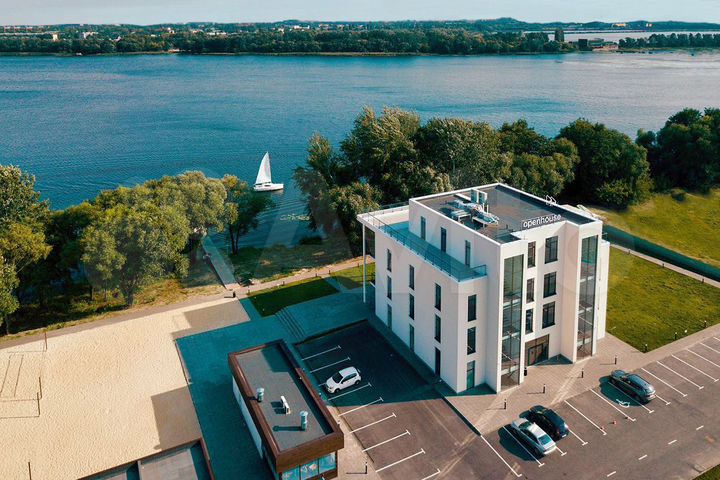 Здание, 1500 м²