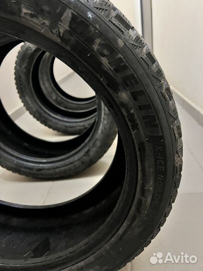 Michelin X-Ice North 4 235/45 R18 98