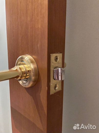 Межкомнатные двери бу с коробкой 60см и 80 см