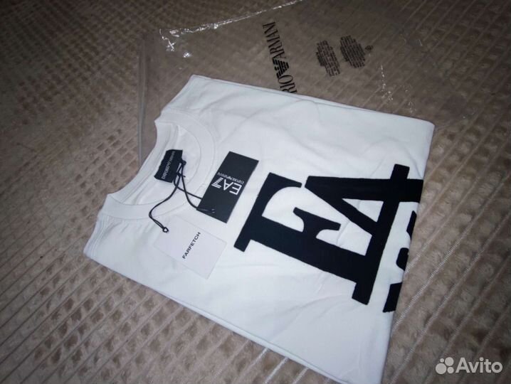 Emporio armani футболка