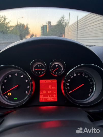 Opel Insignia 2.0 AT, 2012, 135 982 км