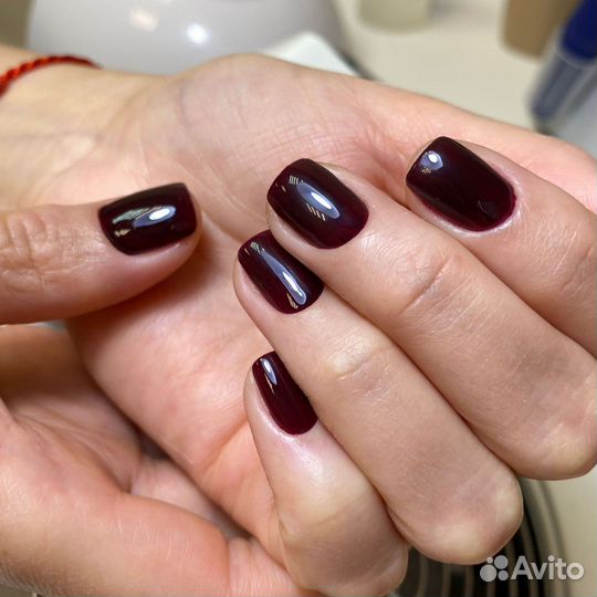 Маникюр педикюр