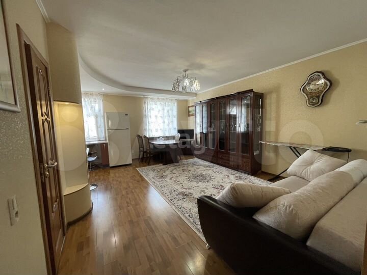 3-к. квартира, 71,1 м², 3/5 эт.