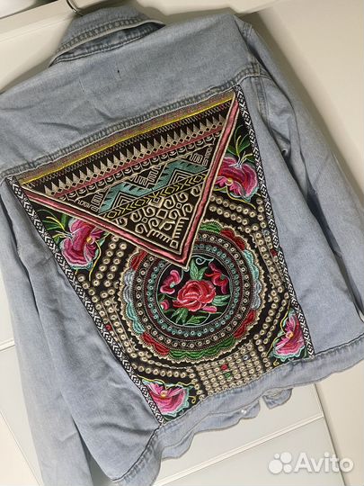 Джинсовая куртка stradivarius