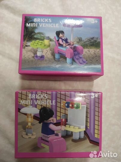 Пластиковый конструктор; животные