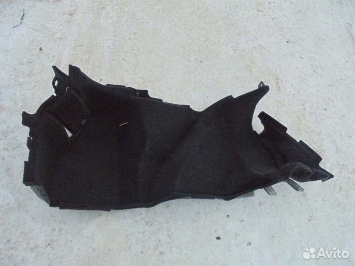 Обшивка багажника левая Toyota Avensis AZT251