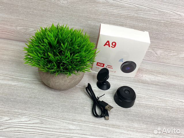 Мини камера видеонаблюдения WiFi беспроводная