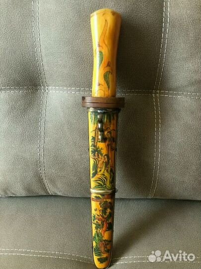 Сувенир из кости