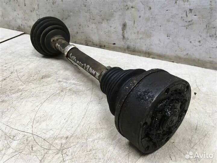 Полуось передняя левая Volkswagen Golf Iv