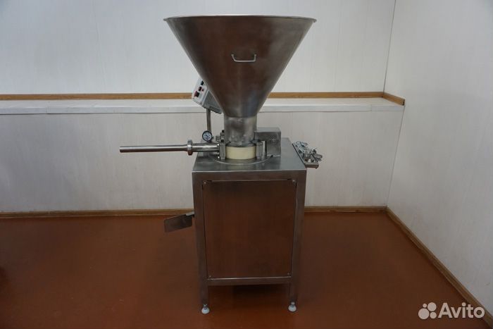 Шприц вакуумный с перекрутчиком