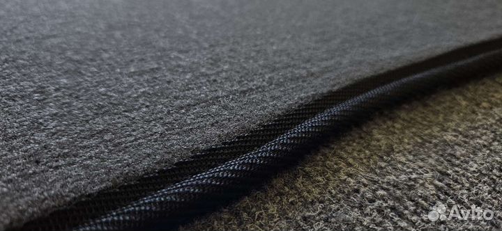 Автоковрики для Toyota Land Cruiser 200, серые