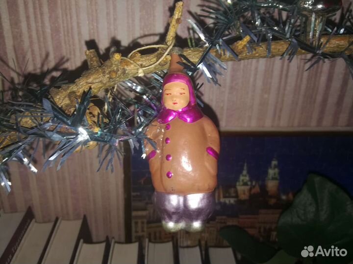 Елочная игрушка СССР мальчик в пальто(гимназист)