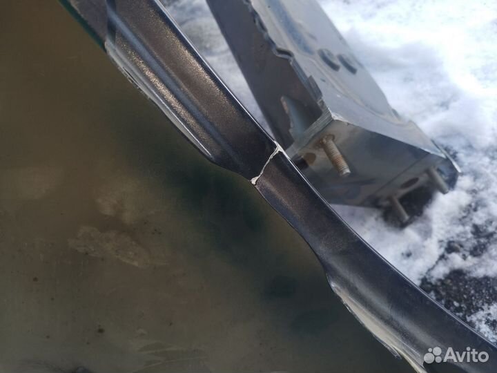 Крыло правое бмв е60 чёрное белое