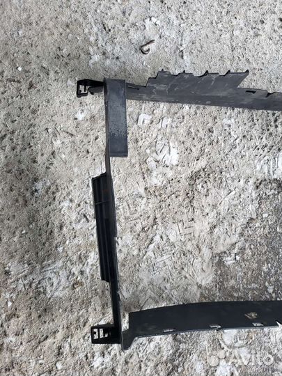 Renault arkana дефлектор воздуховод радиатора