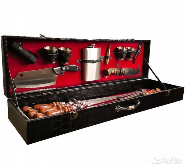 Набор шампуров, мангал, нож в кейсе