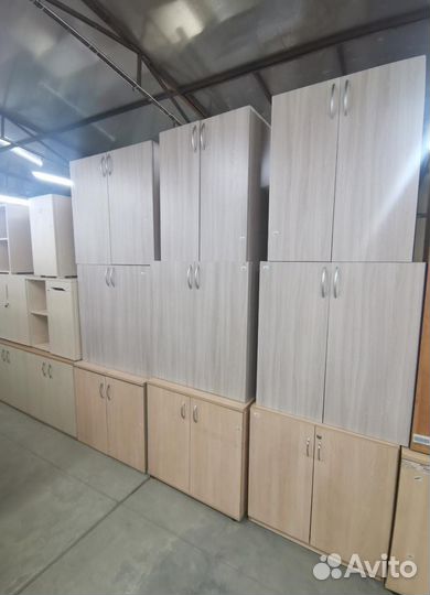 Тумба под оргтехнику