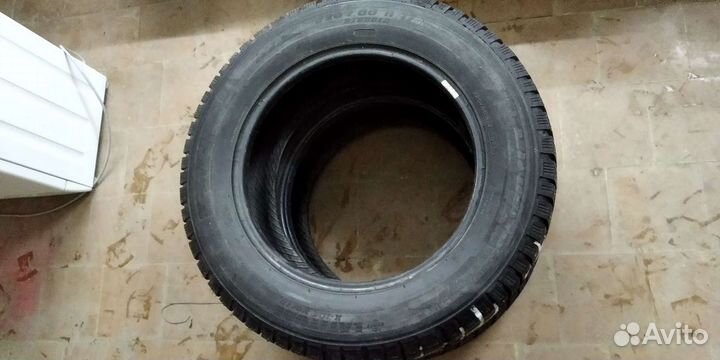 Michelin Agilis 225/65 R17