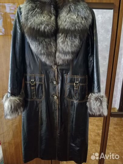 Кожаное пальто