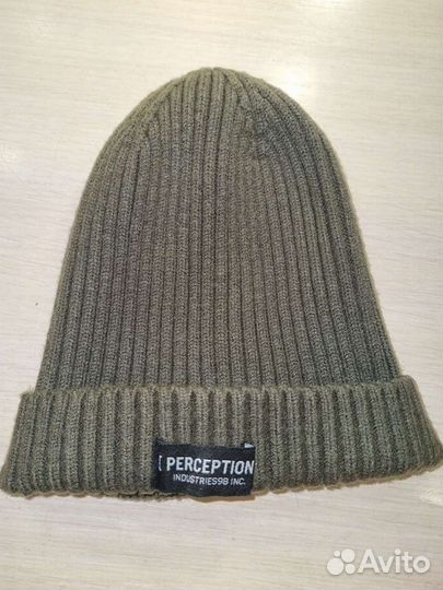 Шапка bershka