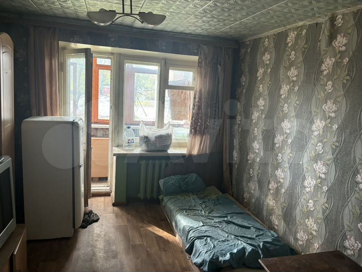 Комната 12 м² в 4-к., 2/5 эт.