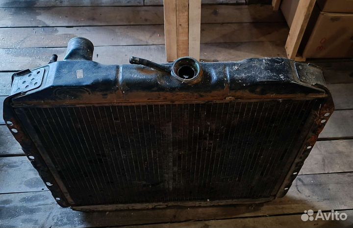Радиатор охлаждения Урал камаз